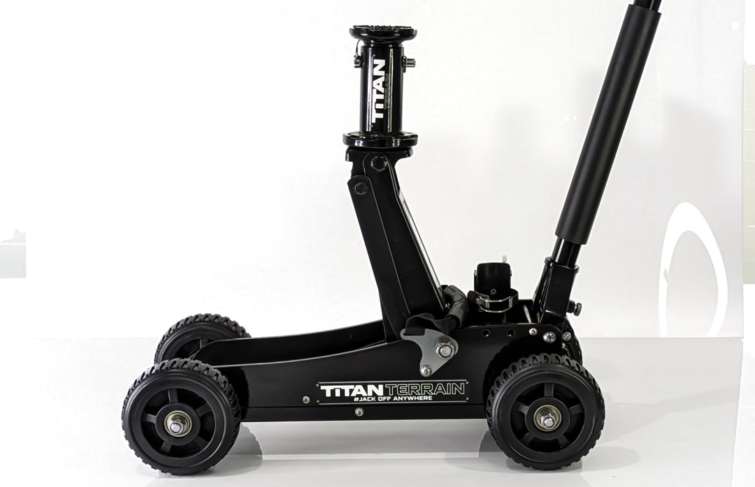 Angle view of titan terrain rugged floor jack at max extension