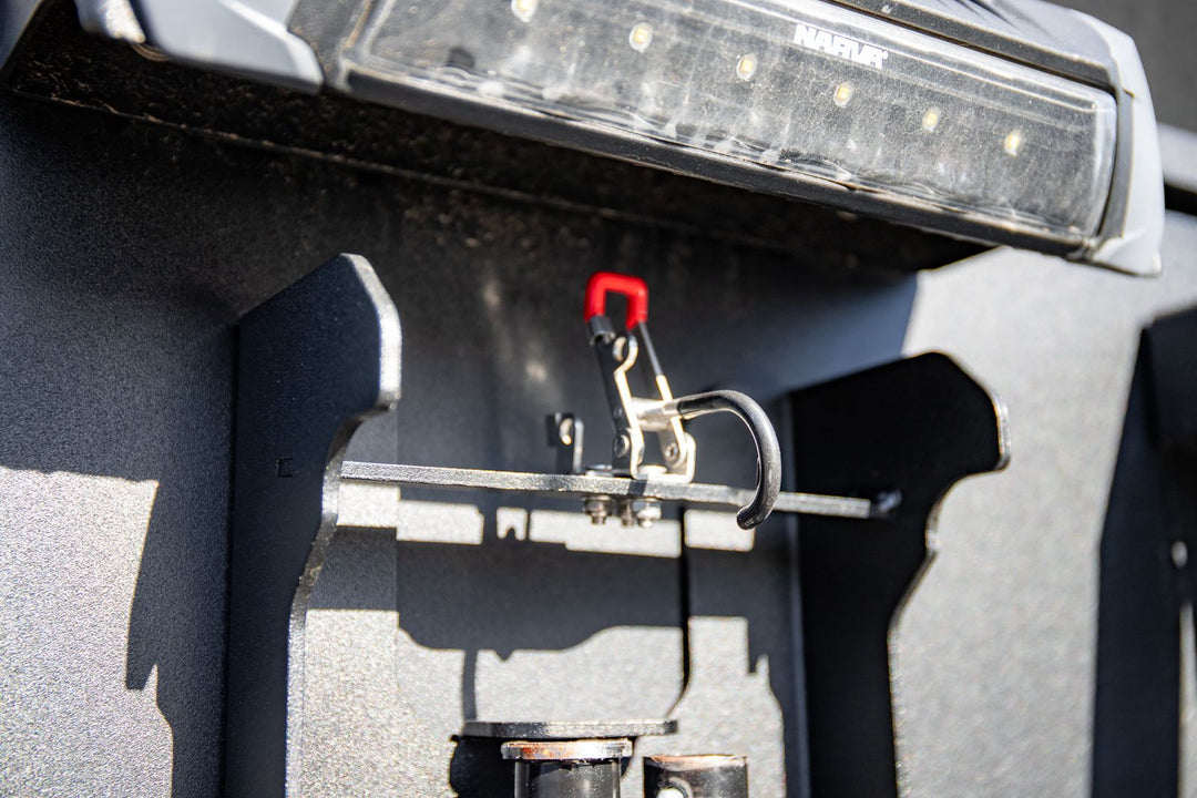 Titan Terrain mounting bracket for 2 tonne rugged floor jack