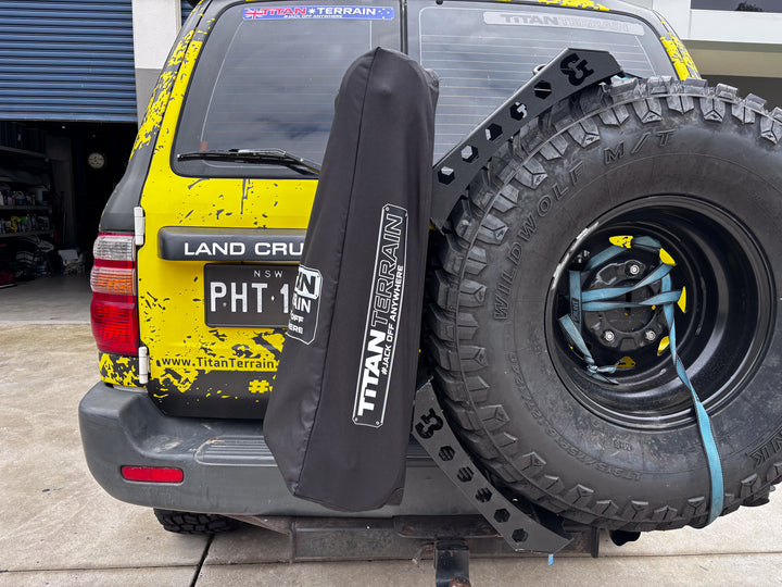 Titan Terrain cover bag for rugged floor jack and mounting bracket