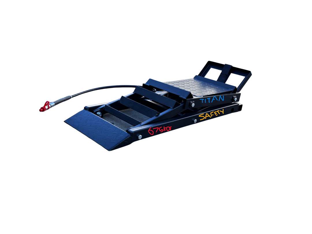 Titan Terrain hydraulic ramp jacks pair 1350kg